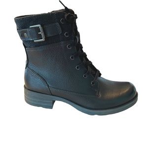 New In Box Earth Origins Randi Renee Black Combat Boot 9.5